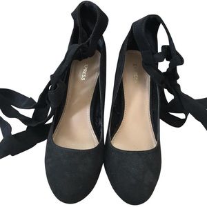 Tie up, sexy yet professional, chunky heels